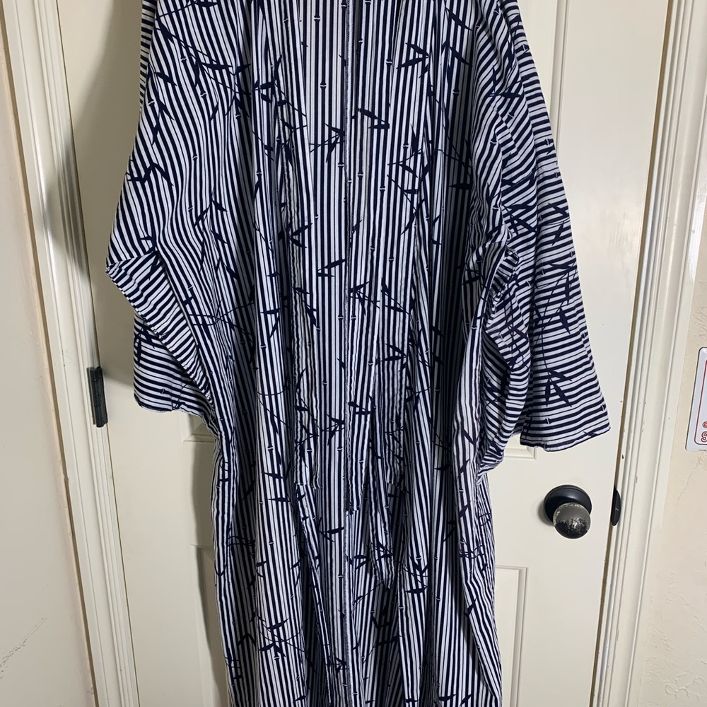 ICHI BAN Striped Kimono with Bamboo Print Design